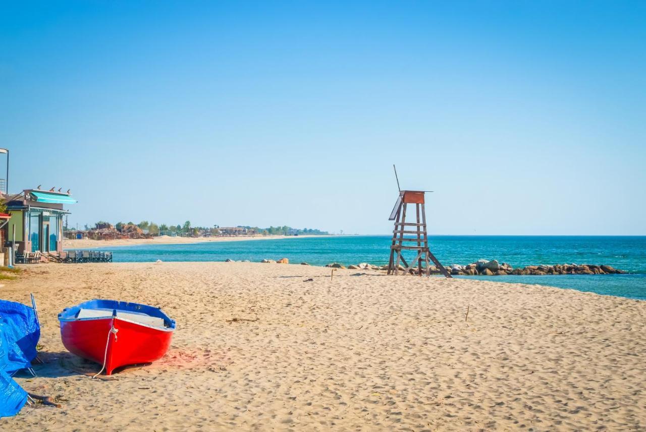 Hotel Strass Paralia Katerinis Bagian luar foto