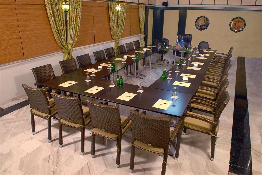 Hotel Strass Paralia Katerinis Fasilitas foto
