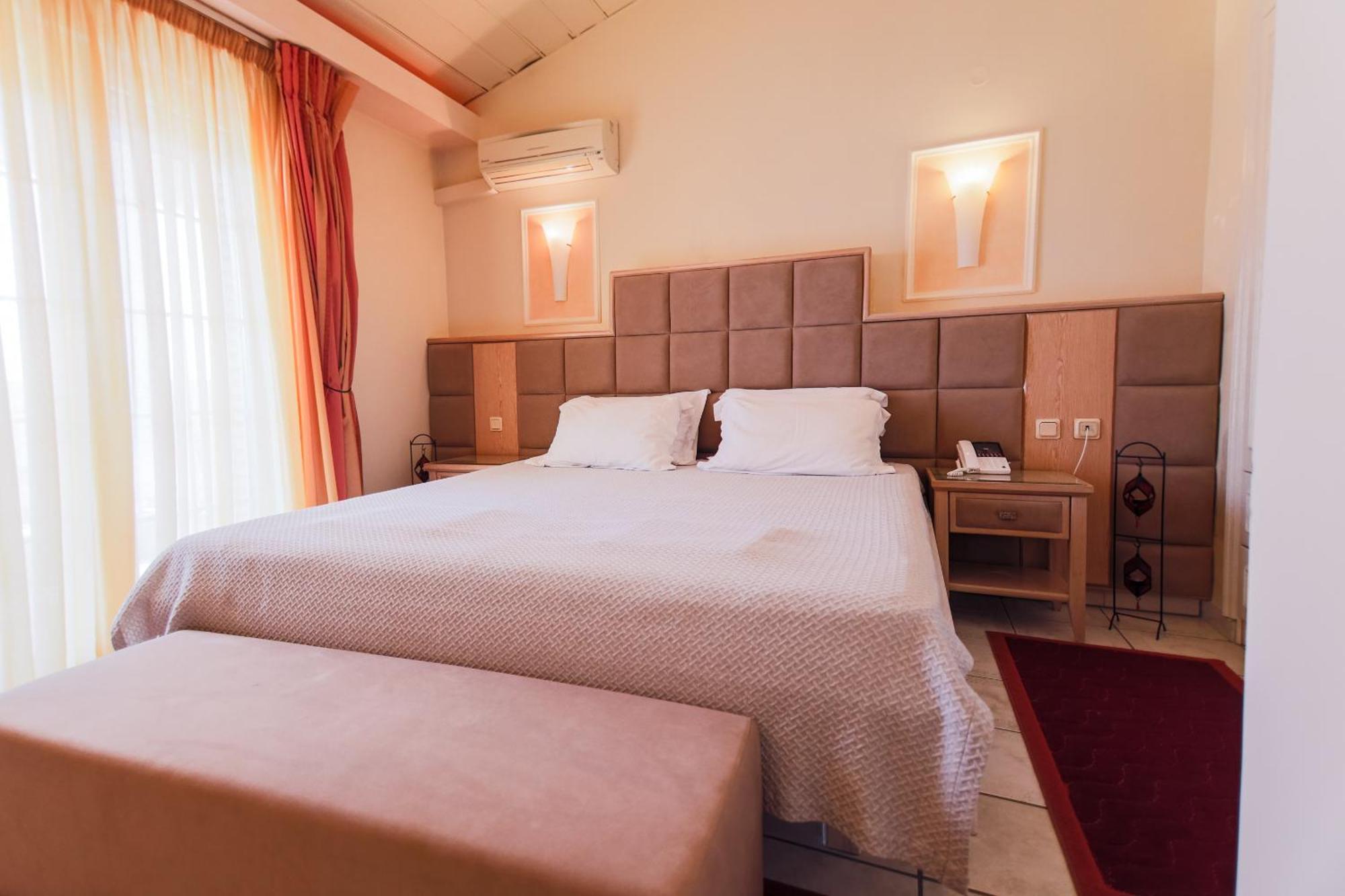 Hotel Strass Paralia Katerinis Bagian luar foto