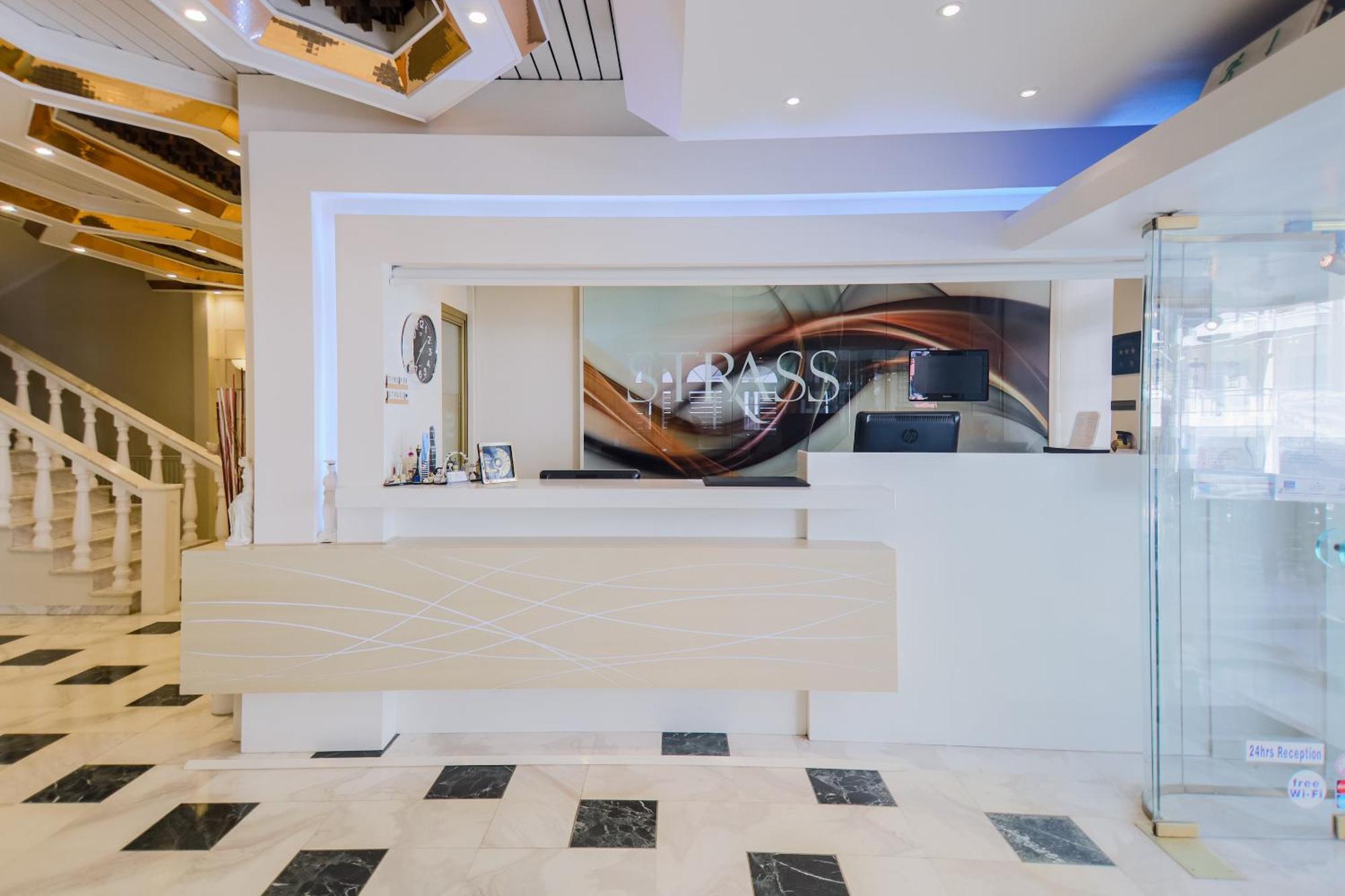 Hotel Strass Paralia Katerinis Bagian luar foto